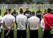 开云体育直播-摩纳哥主场惨败，陷入保级泥潭的简单介绍