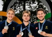 开云体育直播-瑞典篮球选手在国际锦标赛上展现出色表现