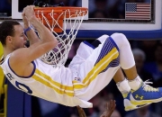 开云体育官网-西甲国家德比之夜，穆勒防守端锁死对手，改写攻防叙事