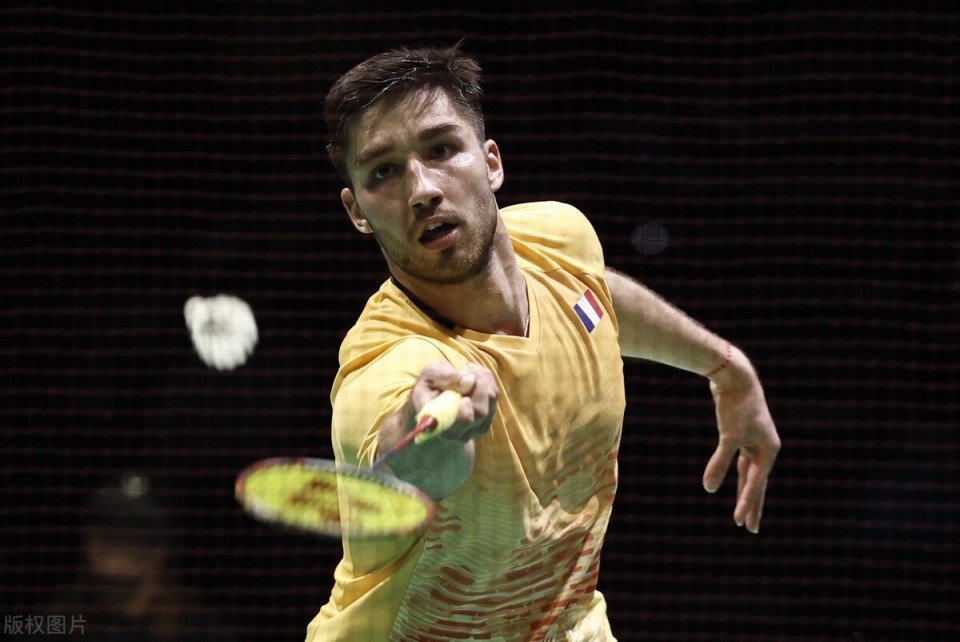 包含马来西亚羽毛球队力克法国羽毛球队，辛杜制霸全场的词条