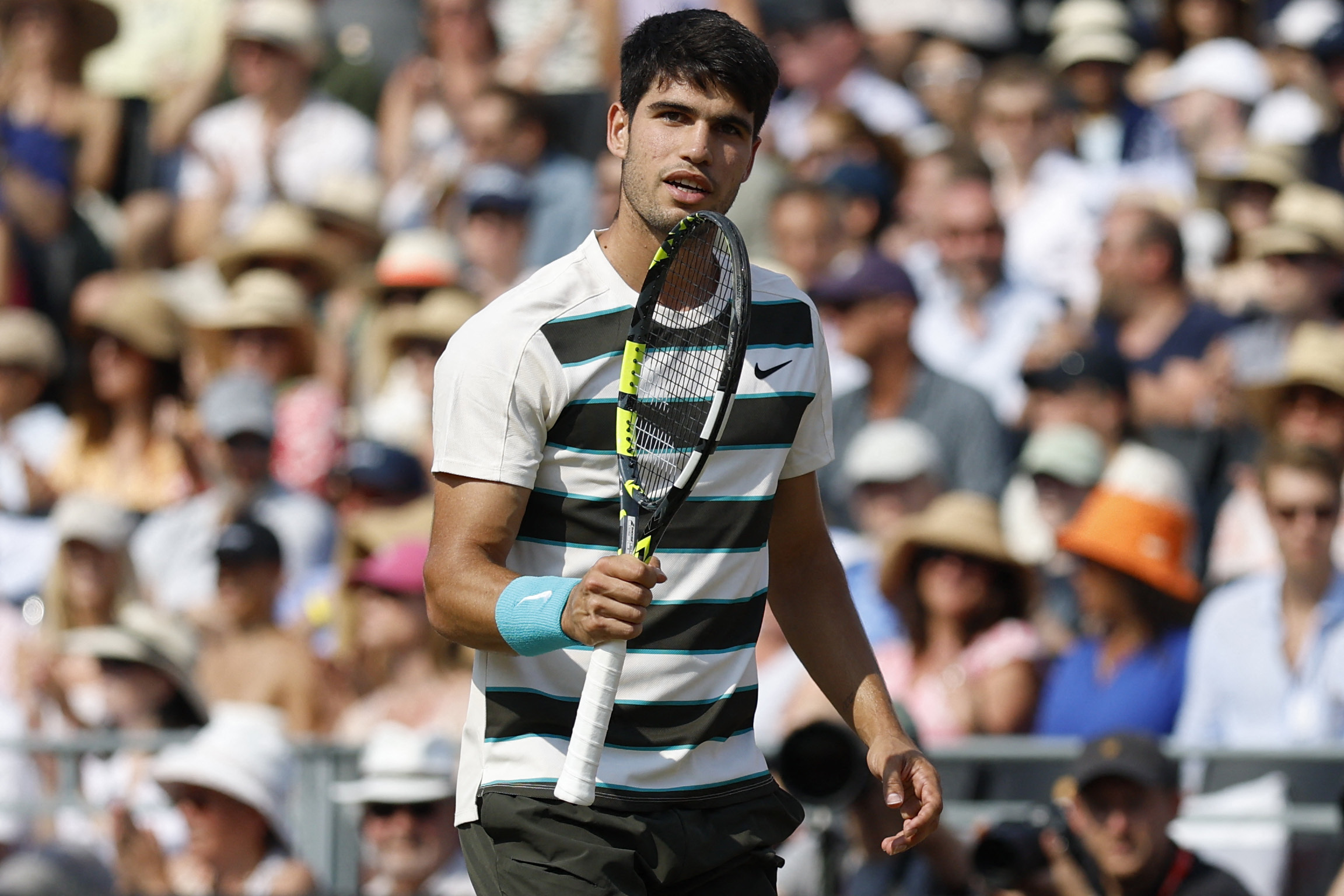 包含日本网球队逆转西班牙网球队，阿尔卡拉斯制霸全场的词条