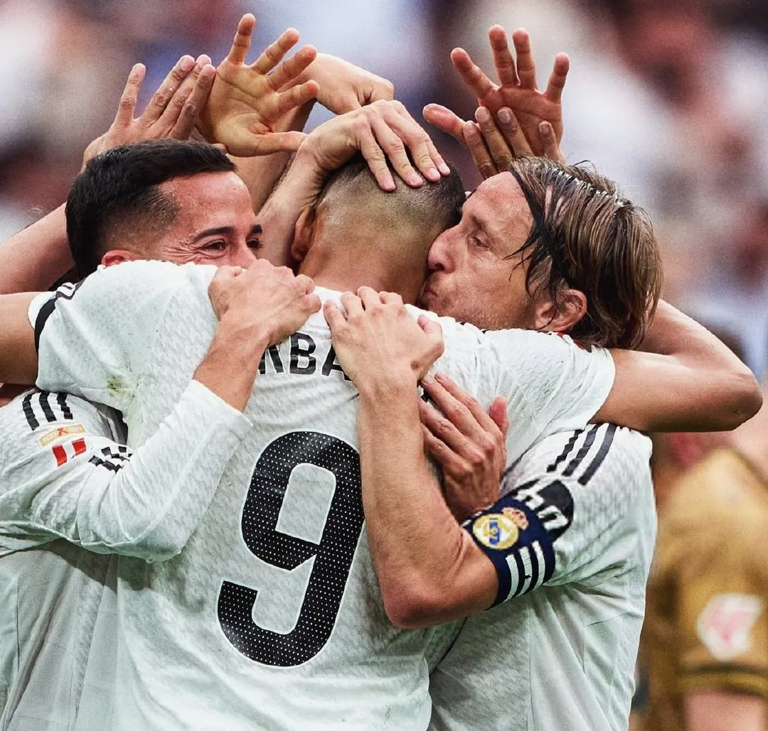 皇马逆转切尔西，本泽马扛起全队