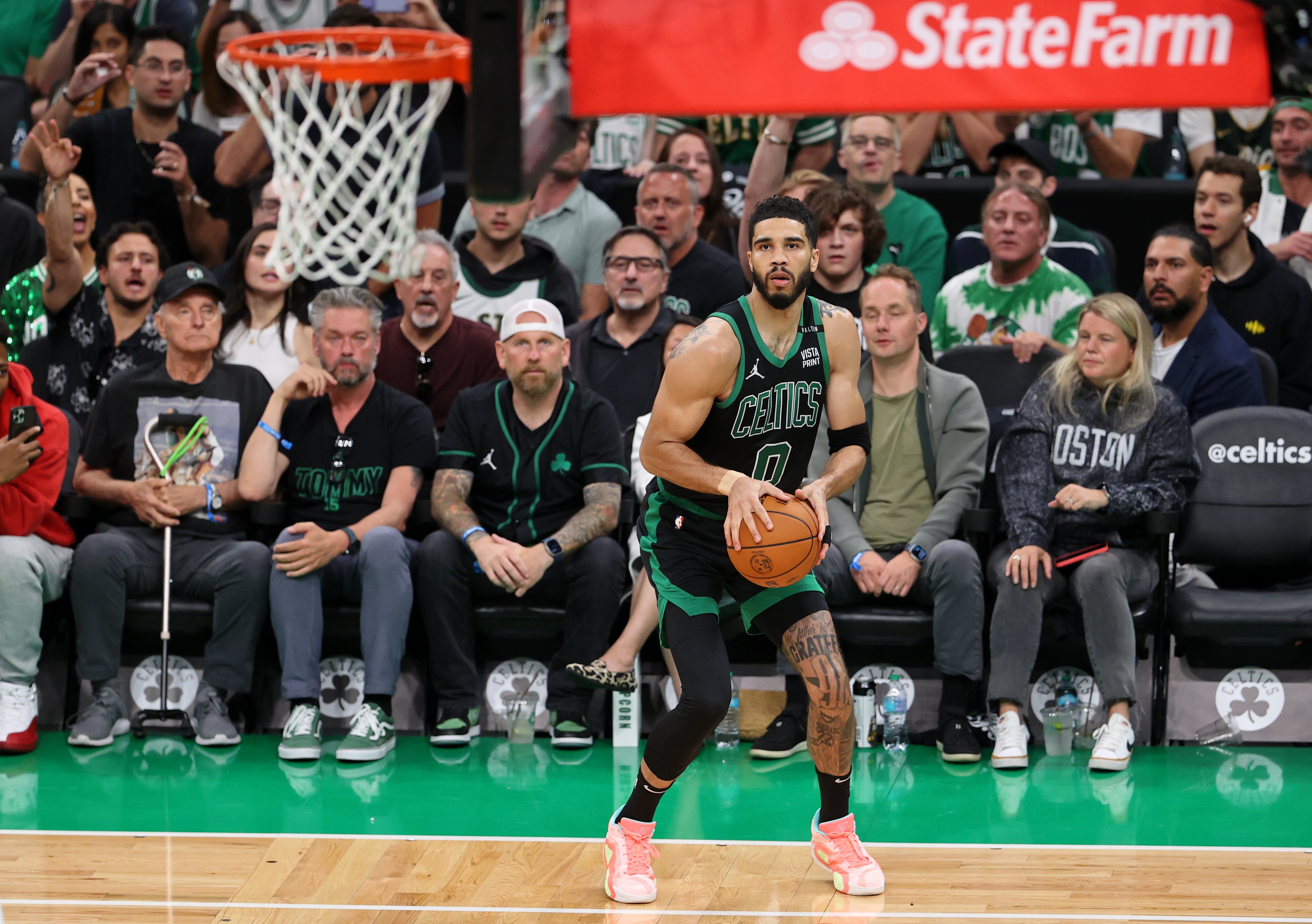 包含篮网客场逆转凯尔特人,连胜如梭!的词条 包含篮网客场逆转凯尔特人,连胜如梭!的词条