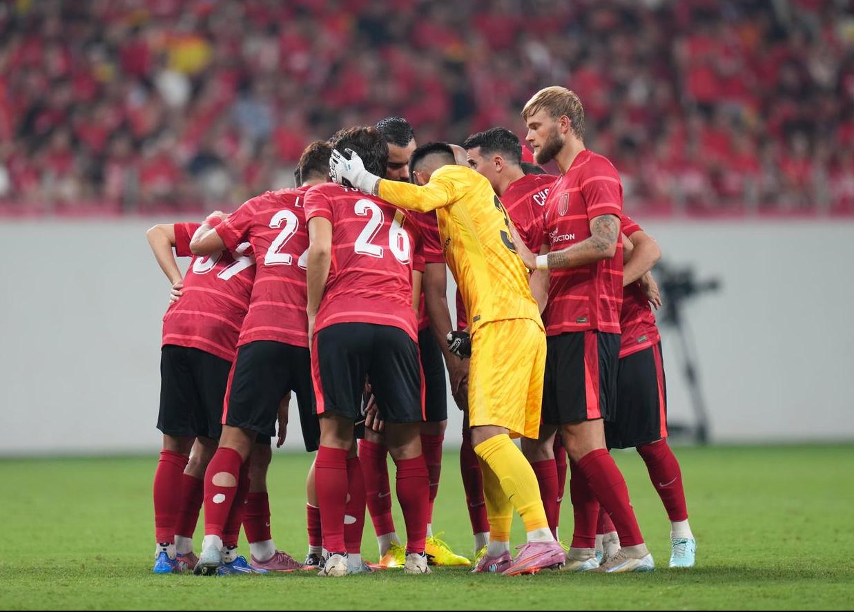 阿曼球队击败强敌，晋级下一轮