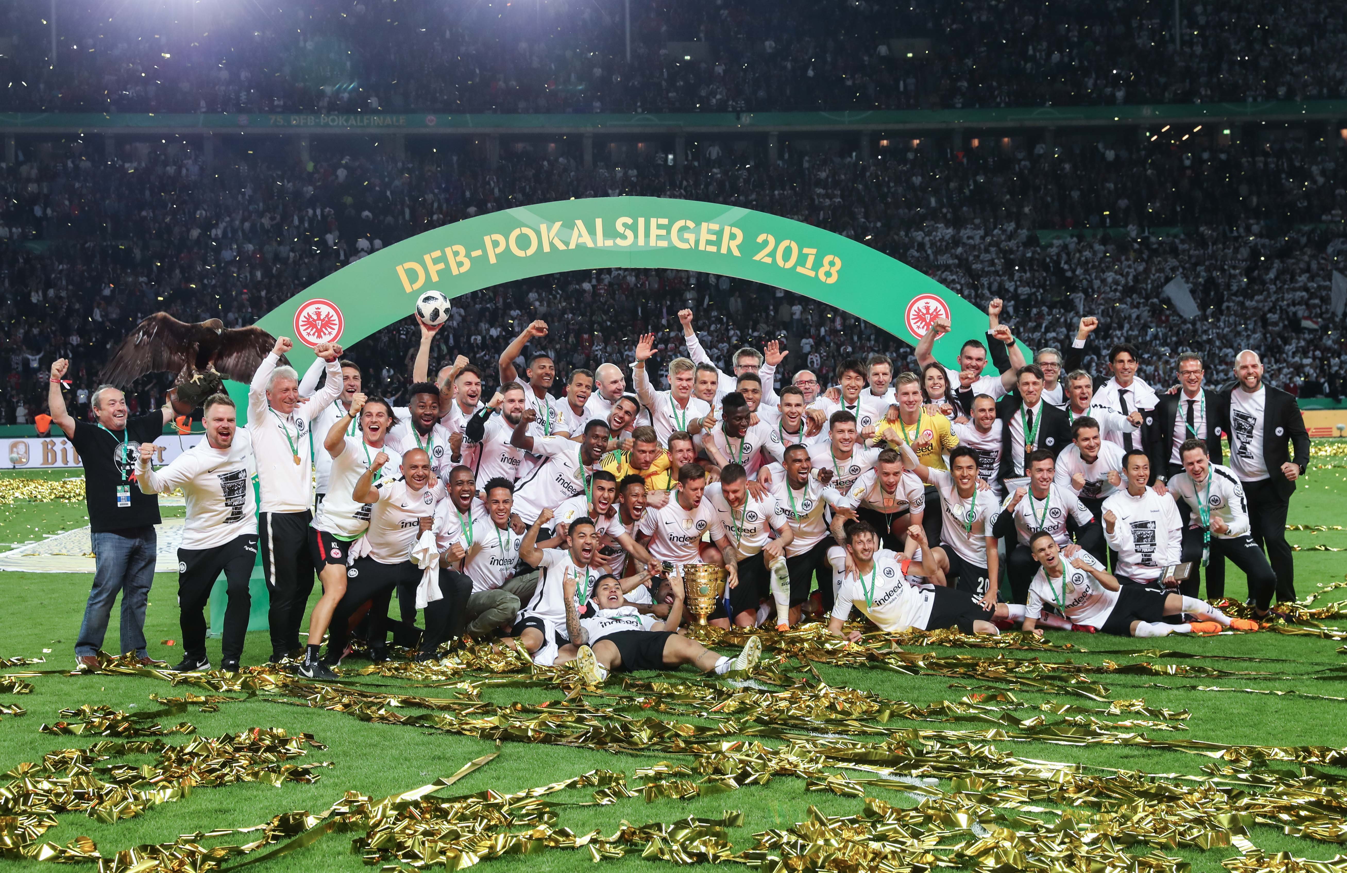 法兰克福队在德甲比赛中迎来连胜，实力逐渐显露的简单介绍