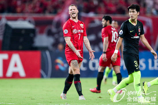 上港继续取胜，保持不败纪录的简单介绍