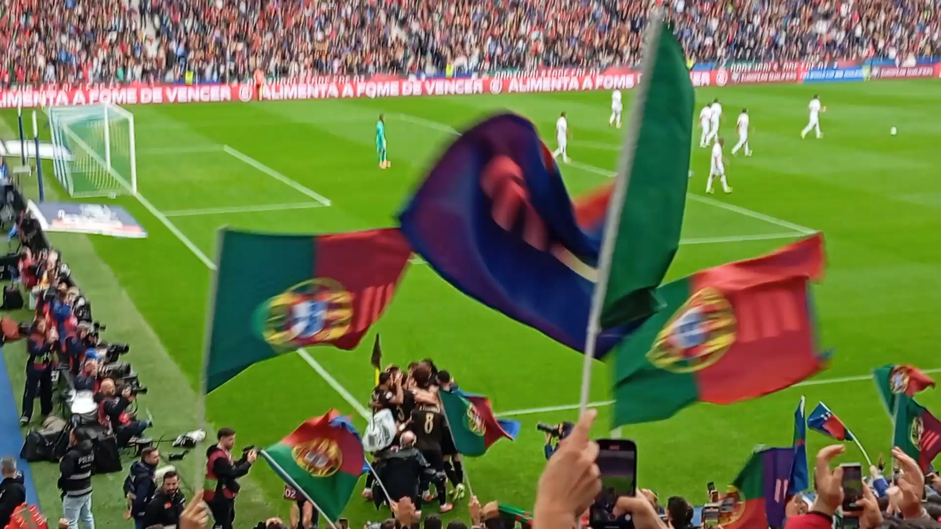 关于葡萄牙平局小组赛火爆进行中的信息