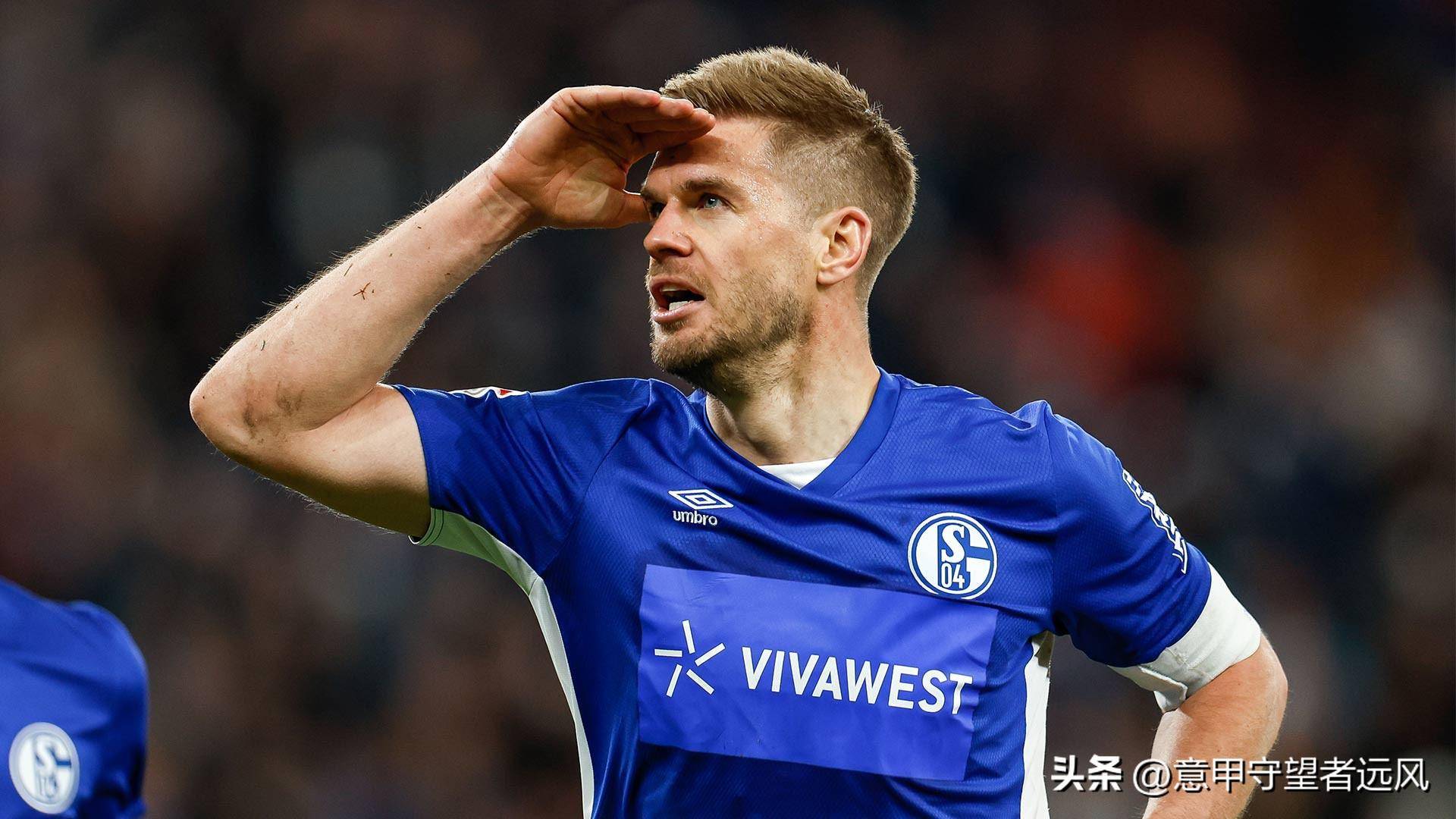 沙尔克球员备战全力,迎接挑战 沙尔克球员备战全力,迎接挑战