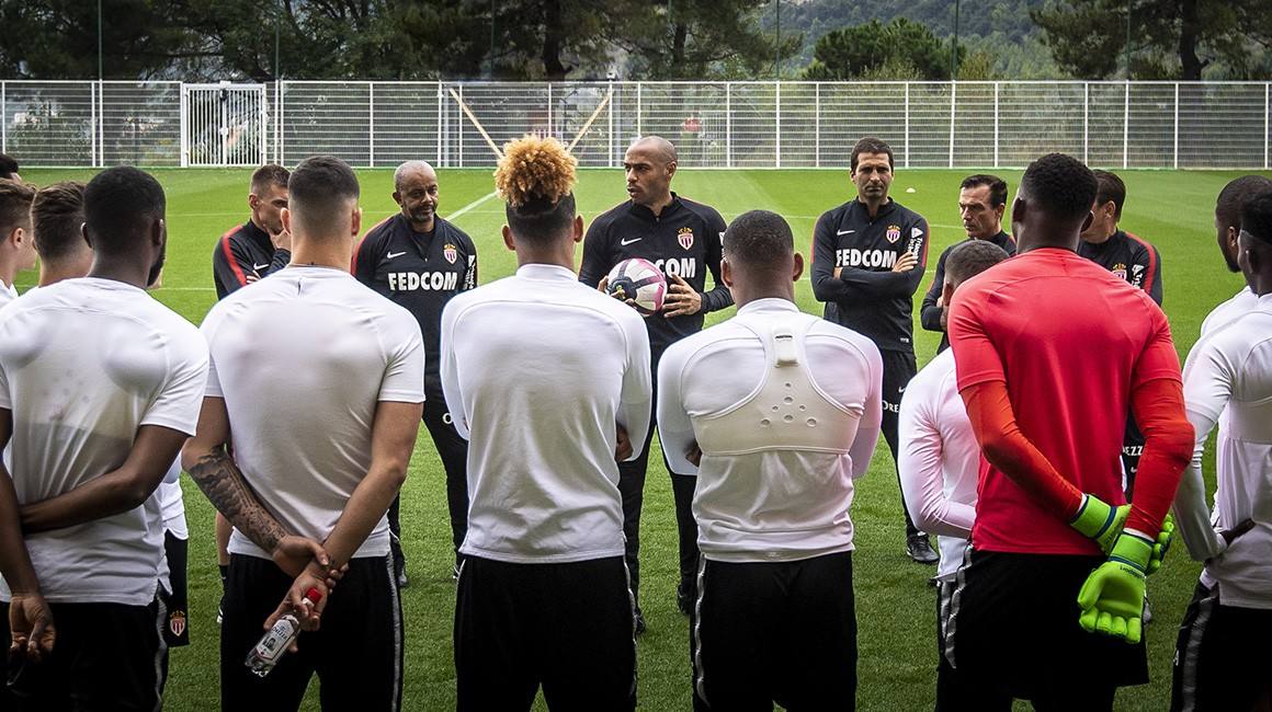 摩纳哥主场惨败，陷入保级泥潭的简单介绍