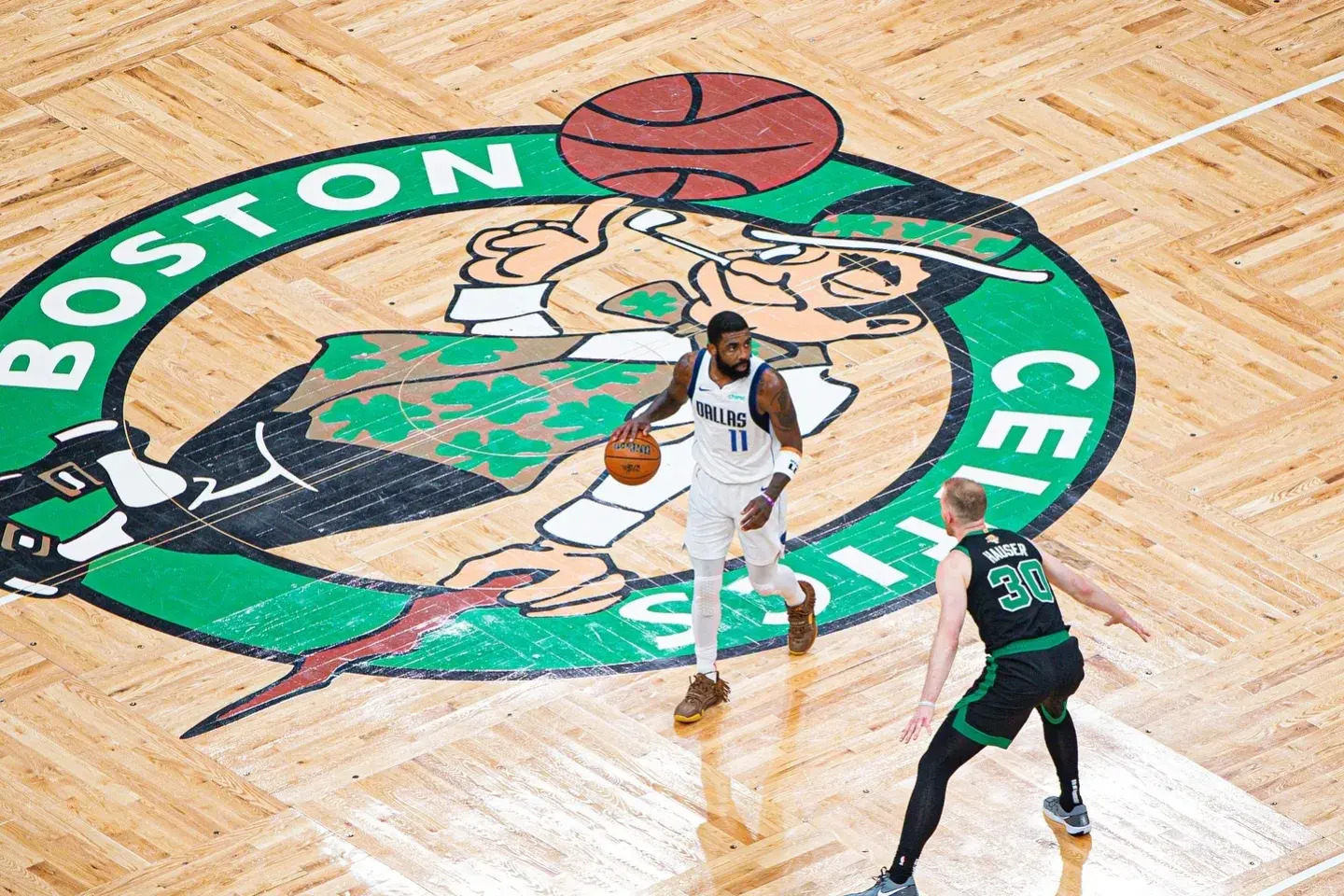 魔术险胜太阳，乔治状态火热的简单介绍