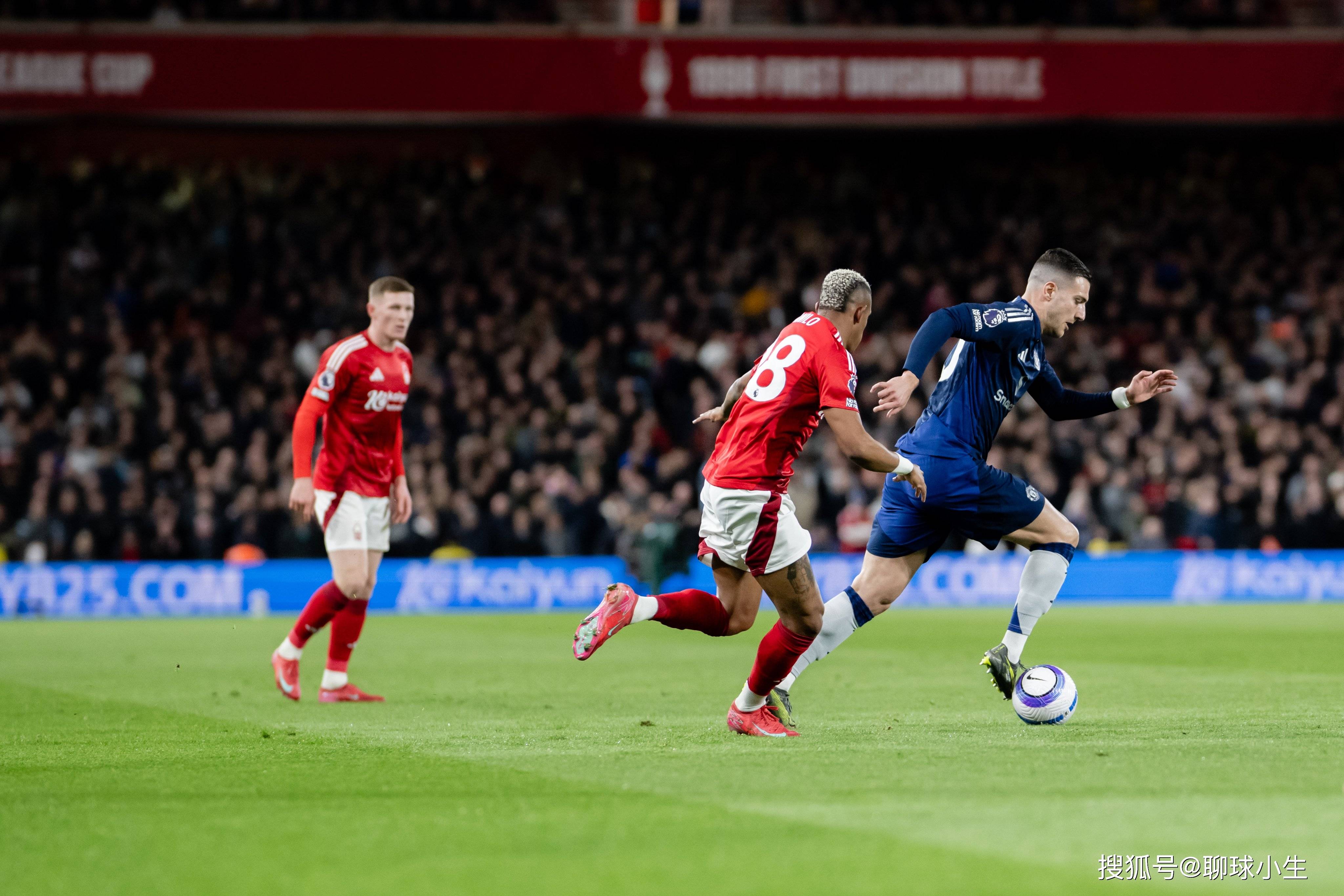 包含莱比锡红牛横扫哥伦比亚,哈兰德打破历史纪录的词条 包含莱比锡红牛横扫哥伦比亚,哈兰德打破历史纪录的词条