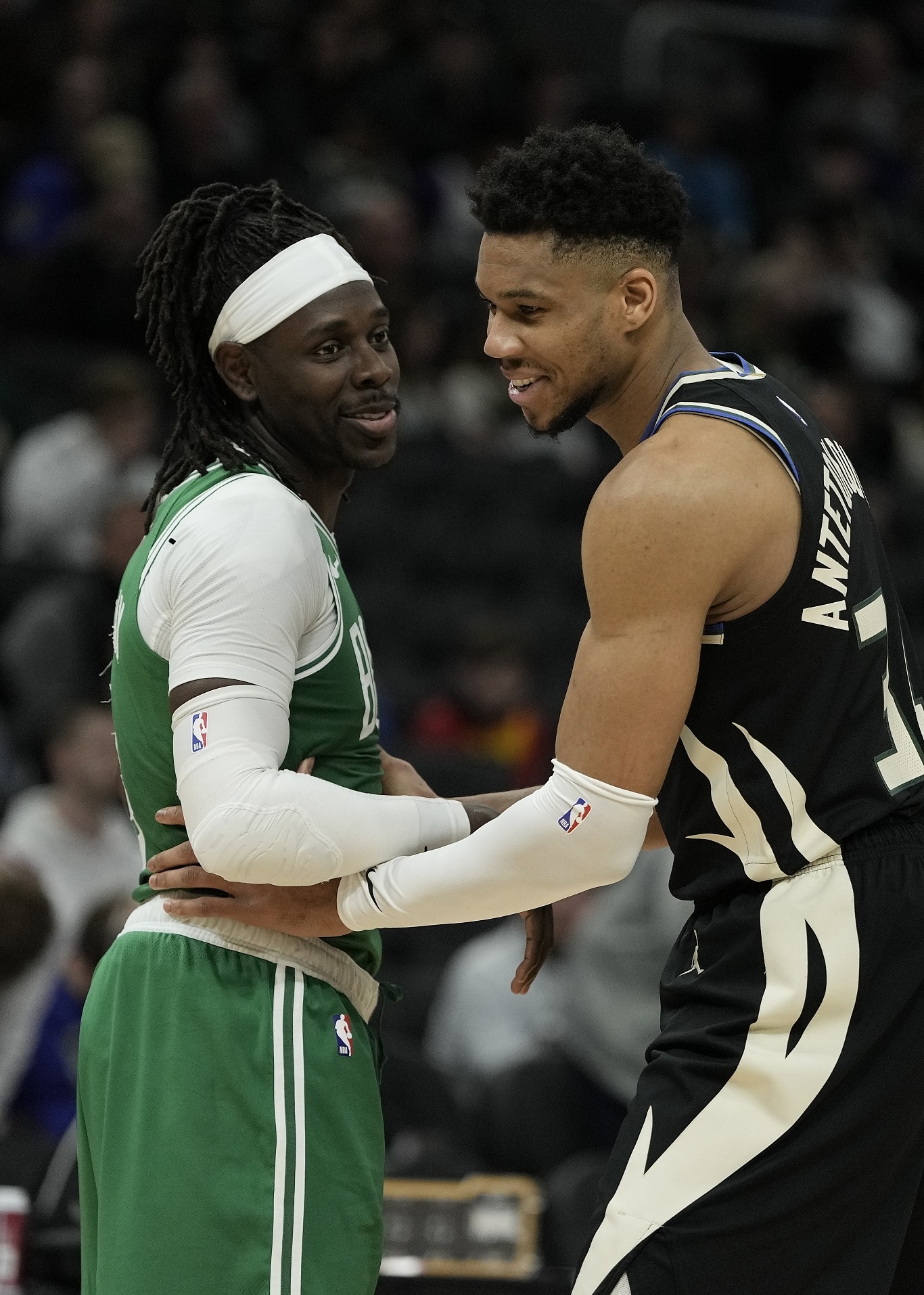 凯尔特人B队力克雄鹿,汉密尔顿惊艳世界 凯尔特人B队力克雄鹿,汉密尔顿惊艳世界